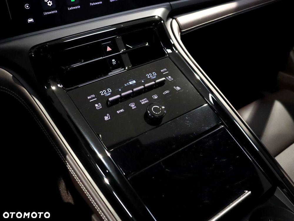 Porsche Panamera 4S E-Hybrid PHEV - 26