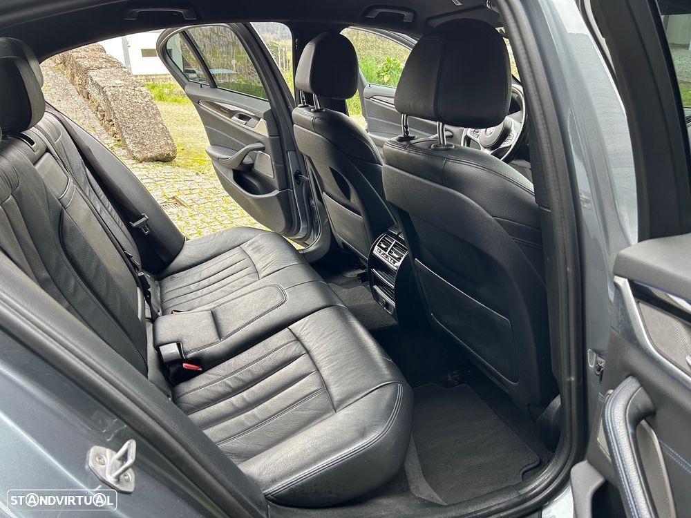 BMW 520 d Pack M Auto - 16