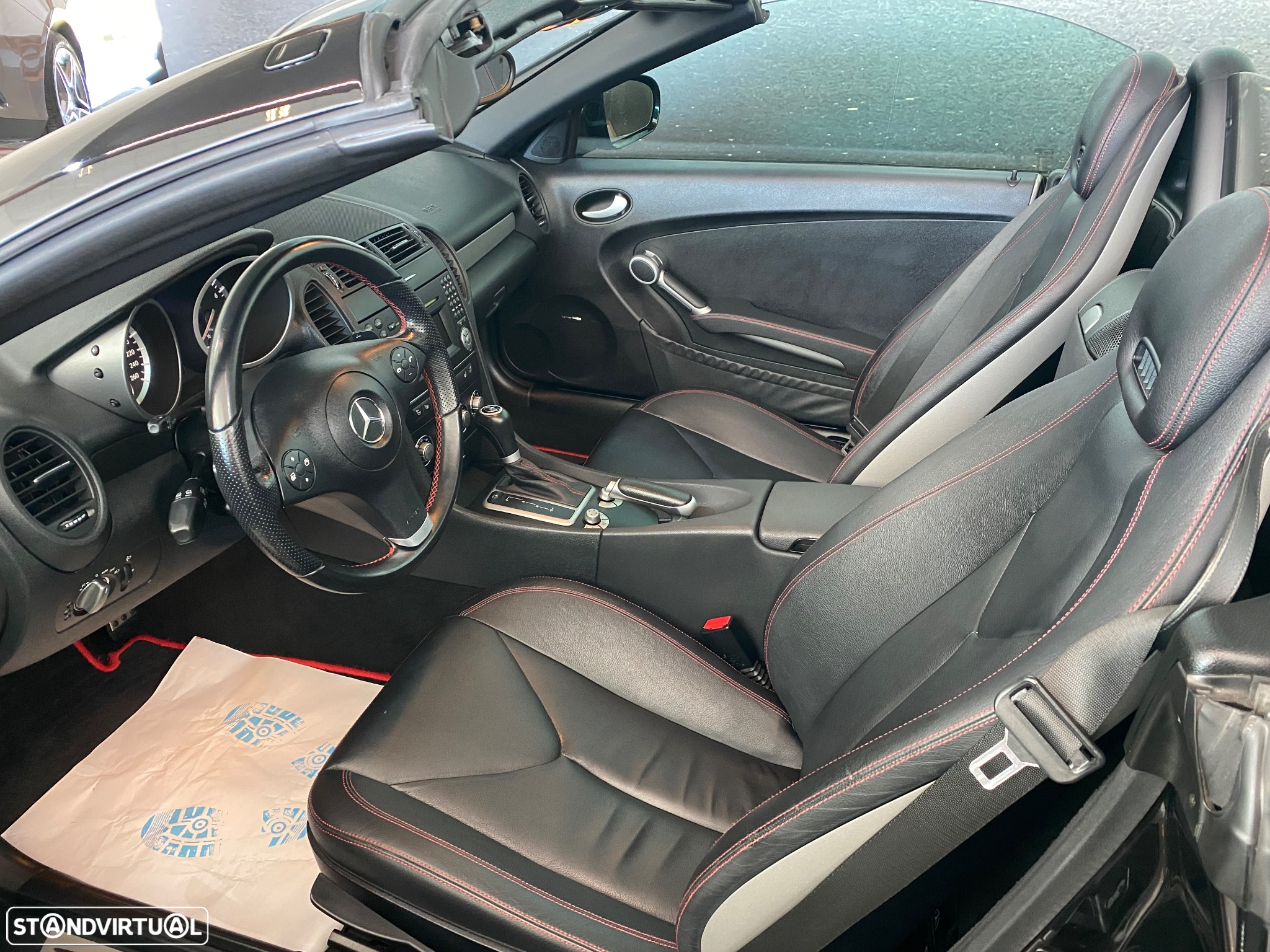 Mercedes-Benz SLK 200 (BlueEFFICIENCY) 7G-TRONIC - 5