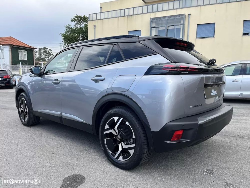 Peugeot e-2008 50 kWh GT - 7