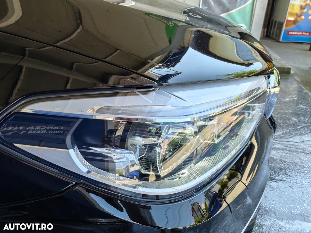 BMW Seria 5 520d xDrive AT MHEV - 31