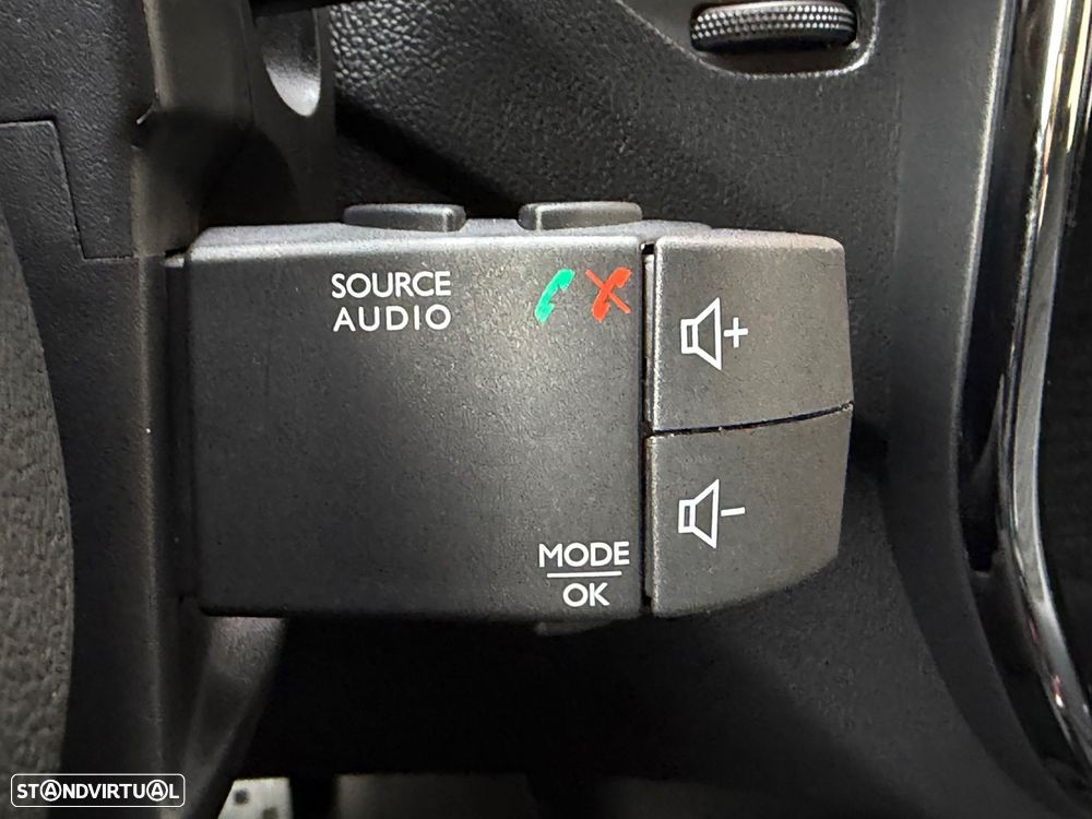 Renault Captur ENERGY TCe 120 EDC Intens - 41