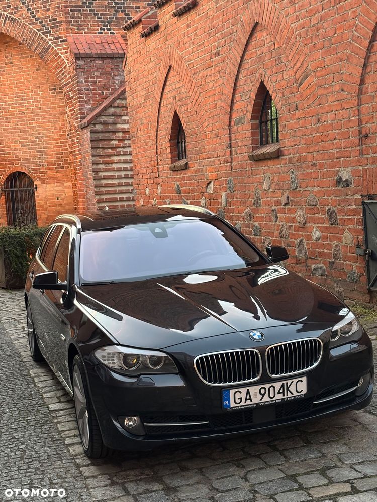 BMW Seria 5 525d xDrive Modern Line - 9