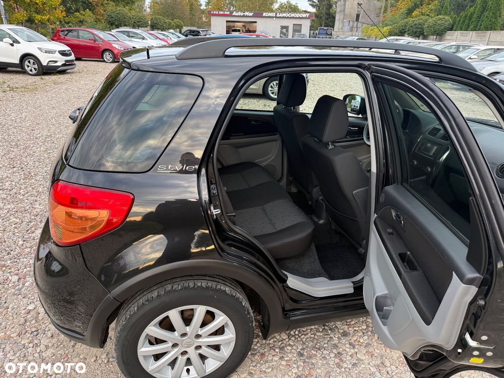 Suzuki SX4 1.6 VVT Automatic 4x2 Style - 17