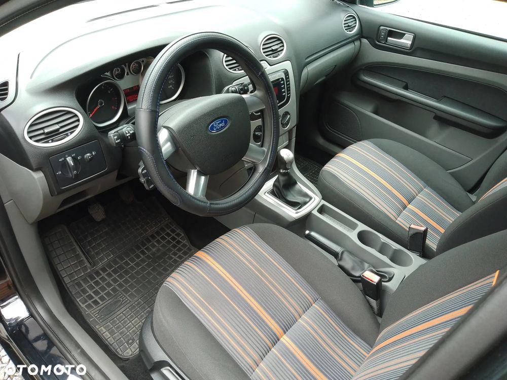 Ford Focus - 11