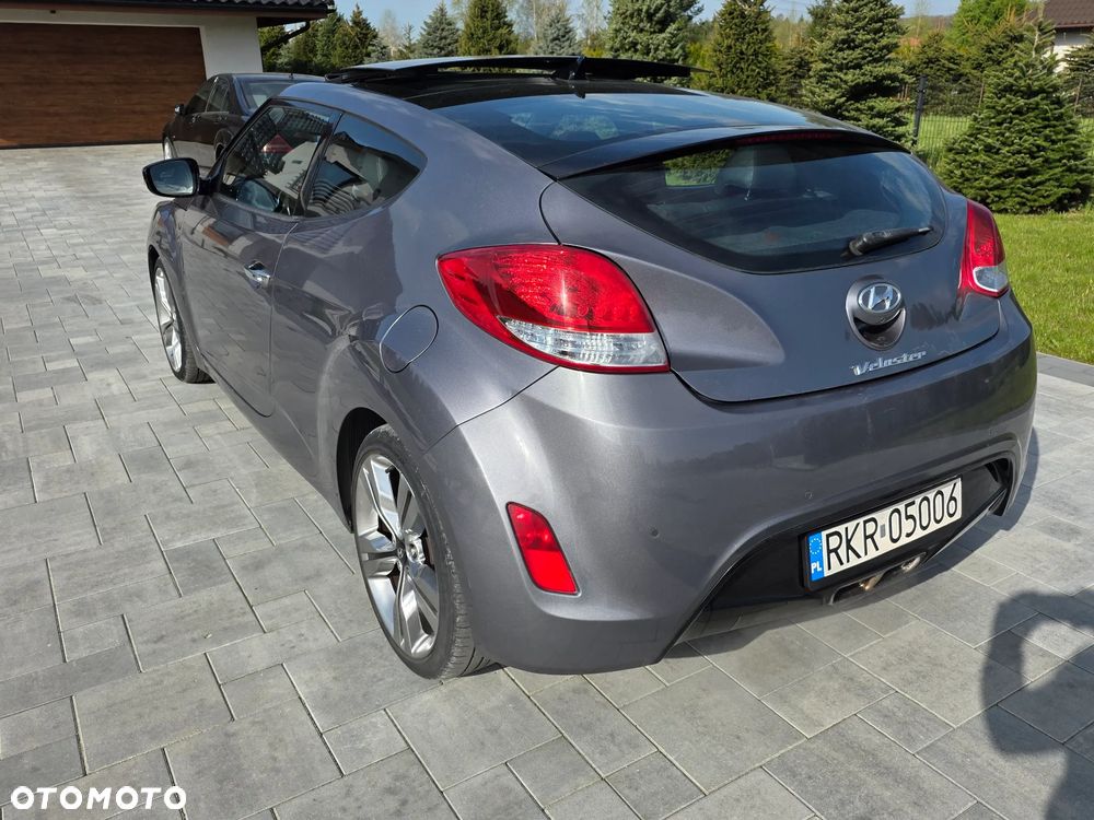 Hyundai Veloster 1.6 Premium - 3