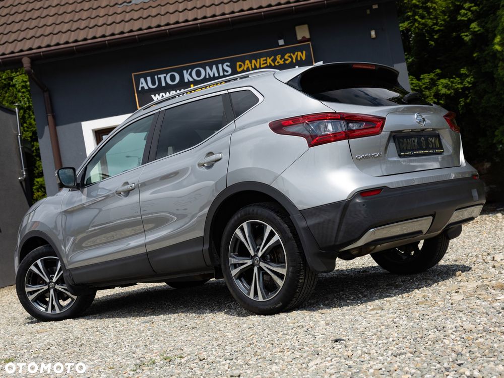 Nissan Qashqai 1.2 DIG-T N-Connecta - 2