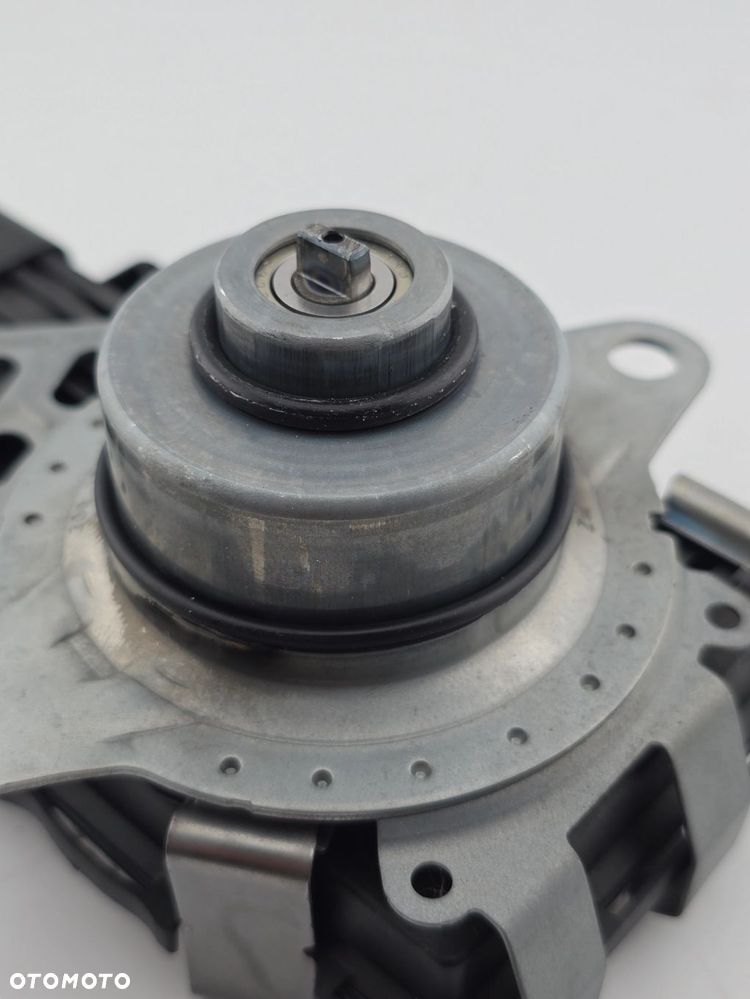 NOWY ORYGINALNY Sterownik Moduł reduktora X-drive BMW G30 G31 5A67678 - 4