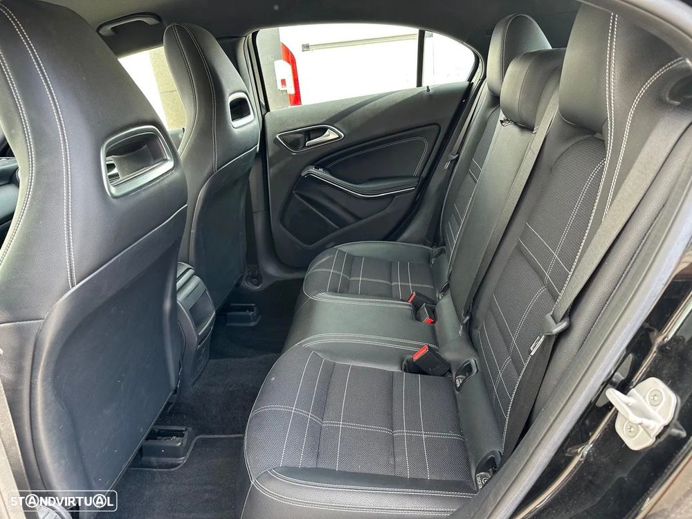 Mercedes-Benz A 180 CDI (BlueEFFICIENCY) - 13