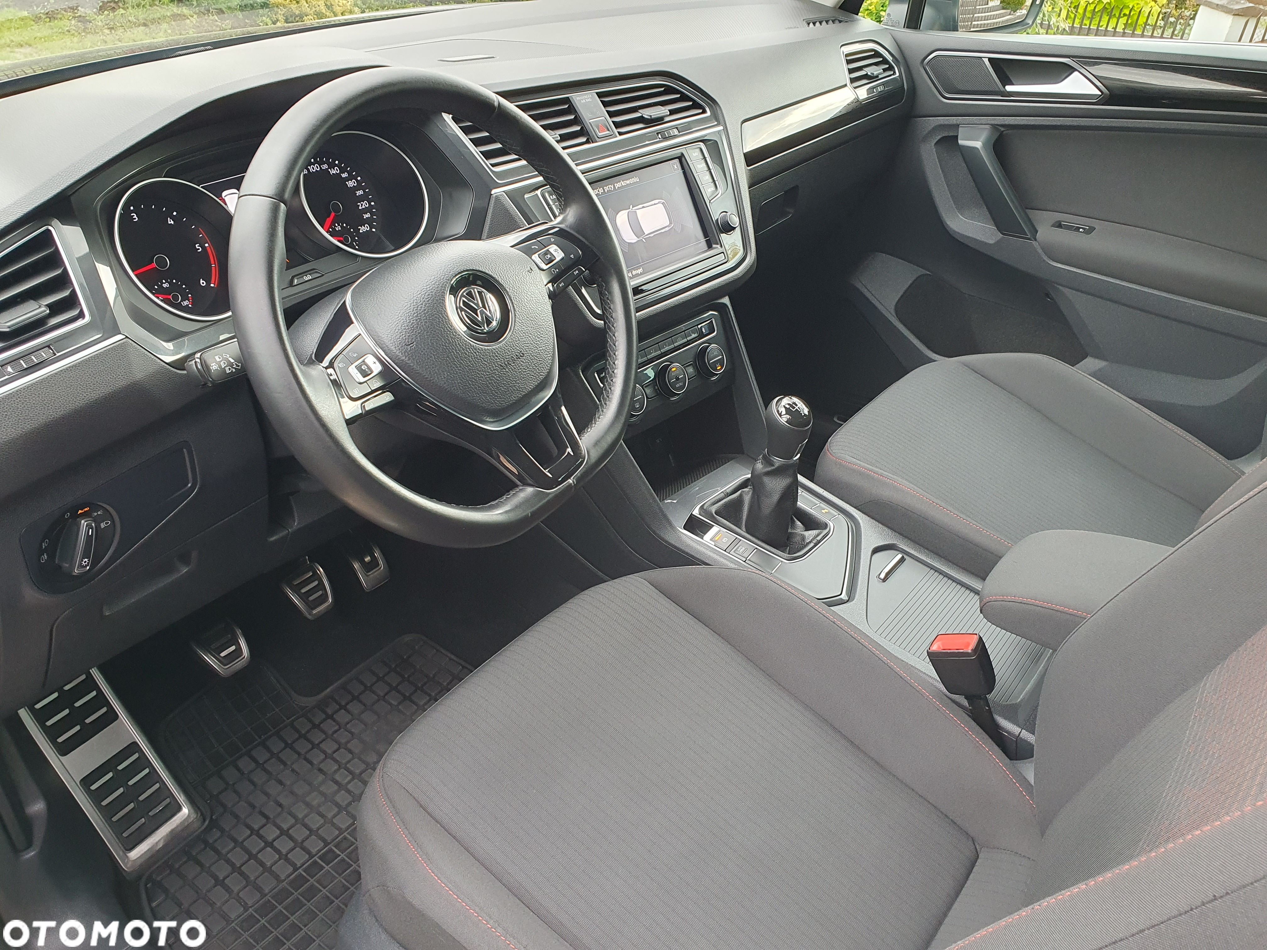 Volkswagen Tiguan 2.0 TDI SCR (BlueMotion Technology) Sound - 18