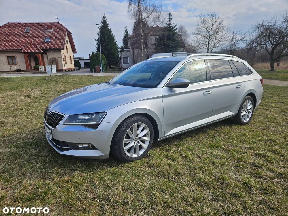 Skoda Superb 2.0 TDI SCR Ambition DSG - 1