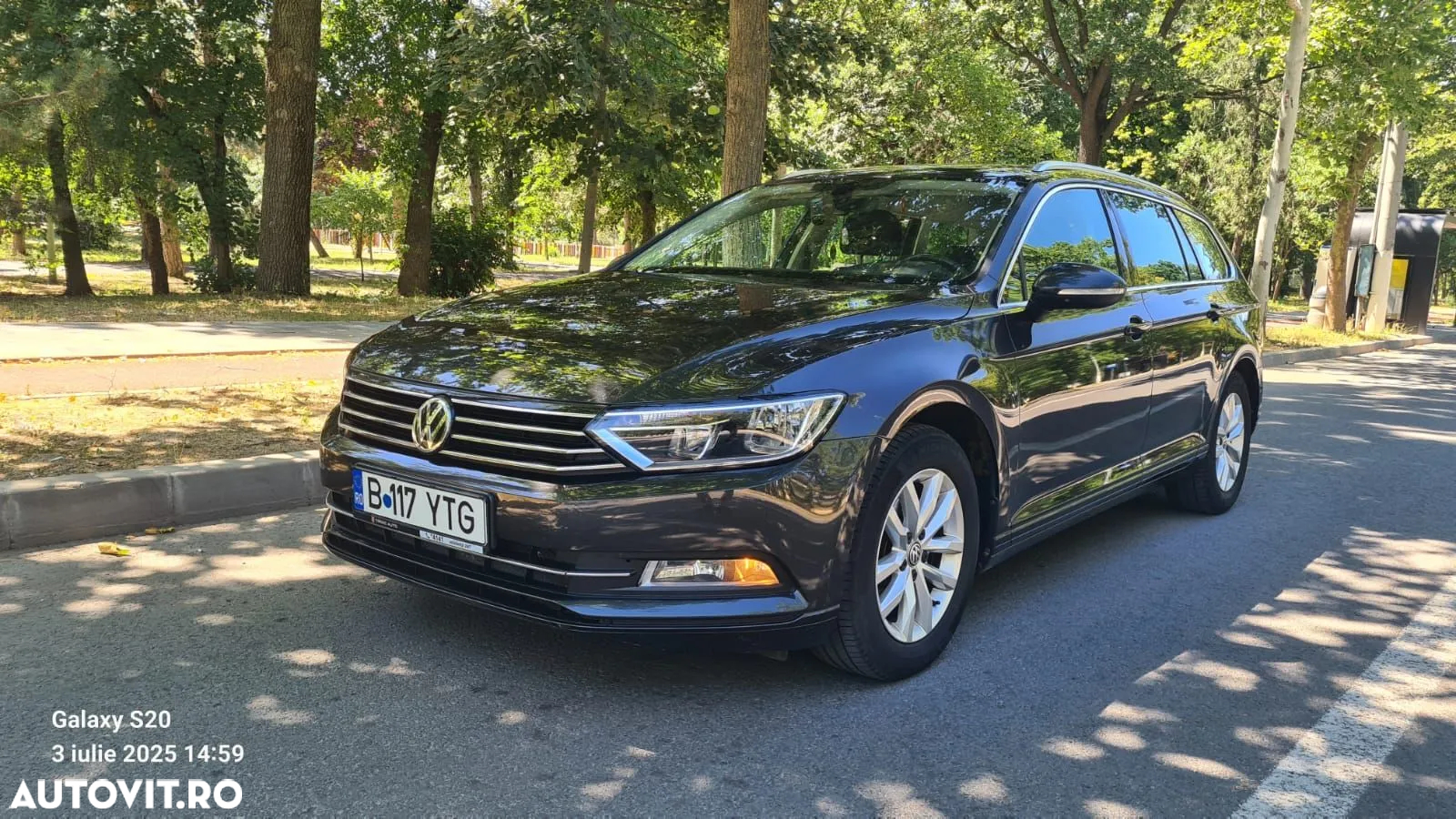 Volkswagen Passat Variant 2.0 TDI DSG Highline - 8