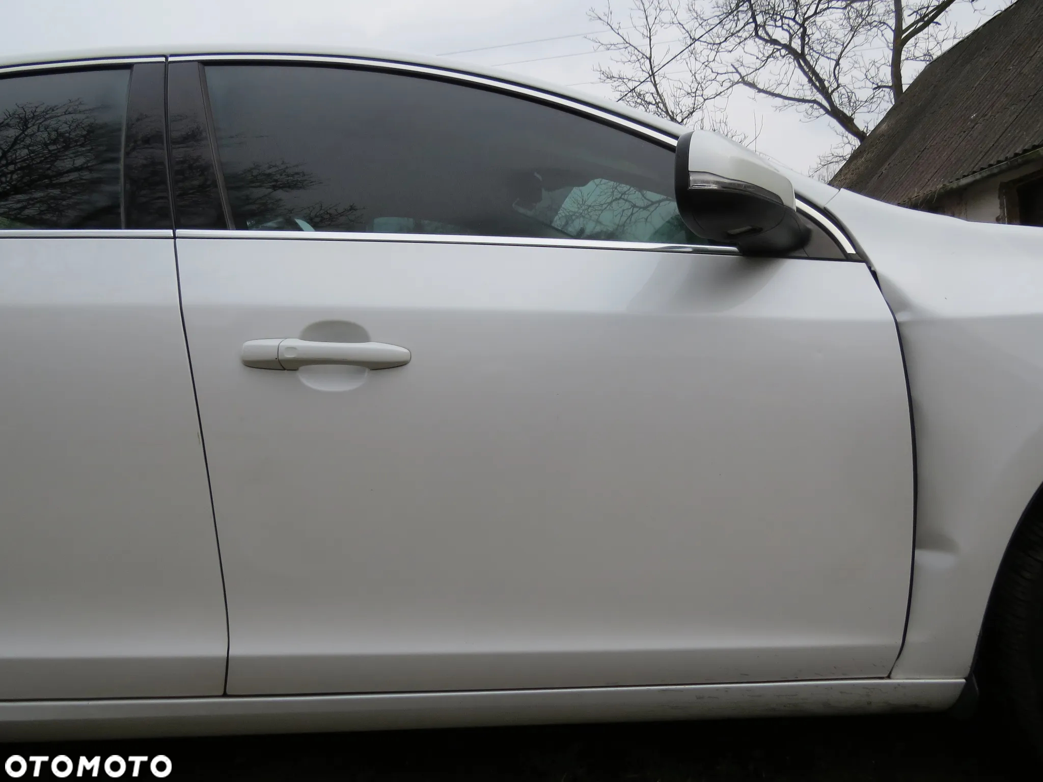 DRZWI PRAWY PRZÓD PRZEDNIE CHRISTAL WHITE PEARL 707-46 VOLVO S60 II V60 I - 2