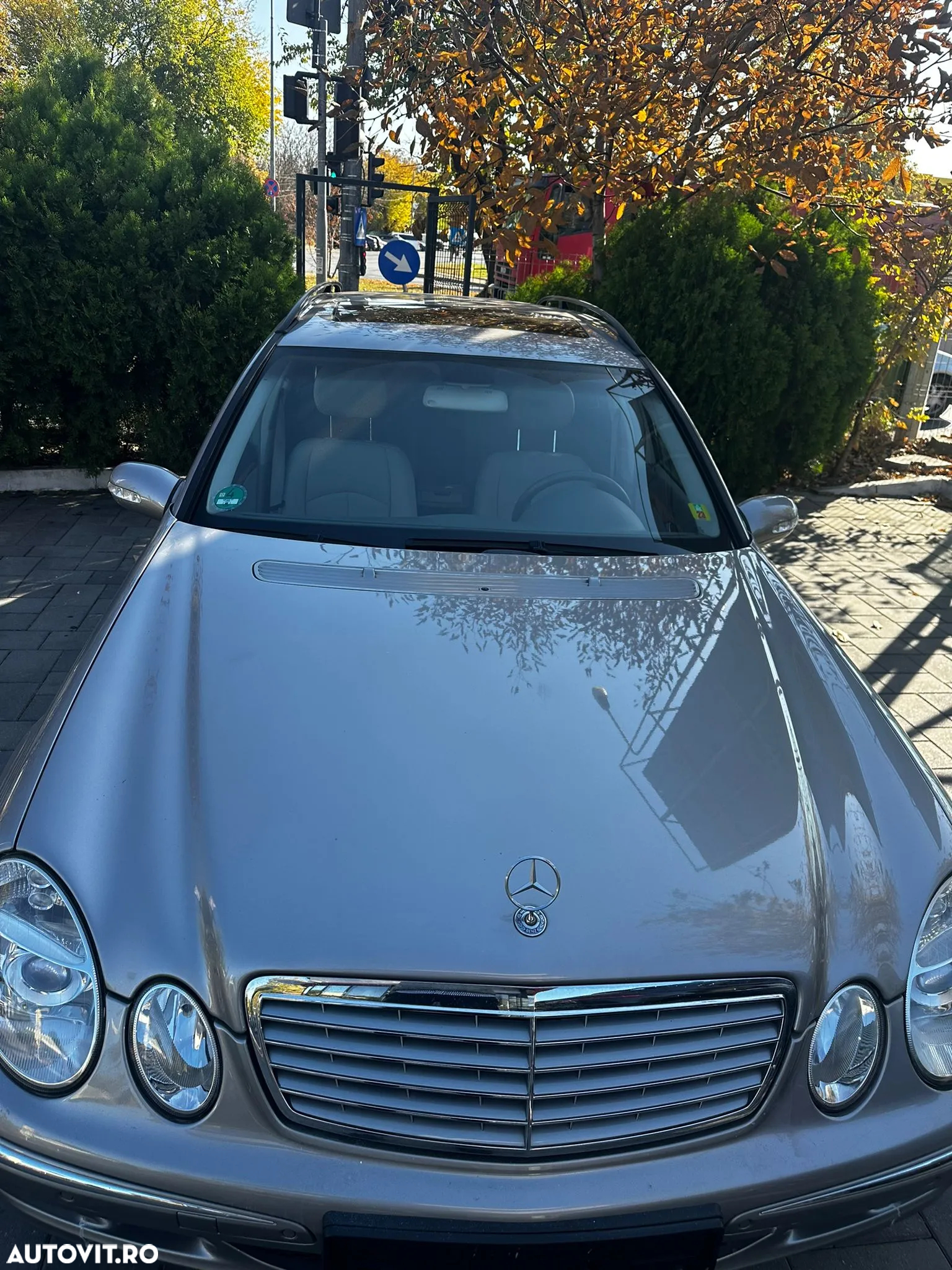 Mercedes-Benz E 200 T Kompressor Automatik Elegance - 2