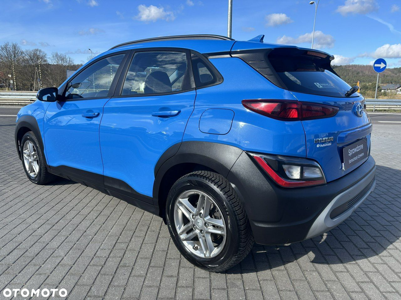 Hyundai Kona - 4