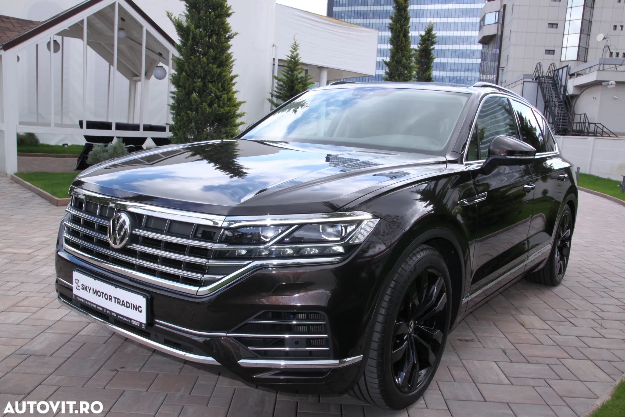 Volkswagen Touareg V6 TDI R-Style - 1