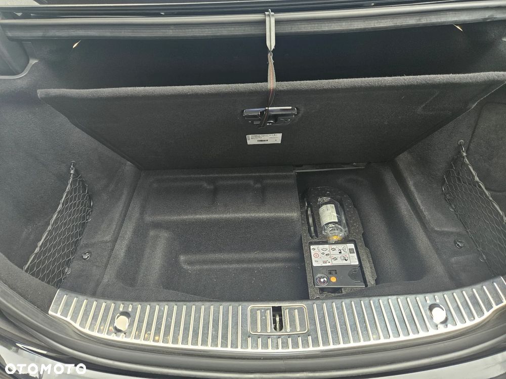 Mercedes-Benz Klasa S 500 4-Matic L 7G-TRONIC - 36
