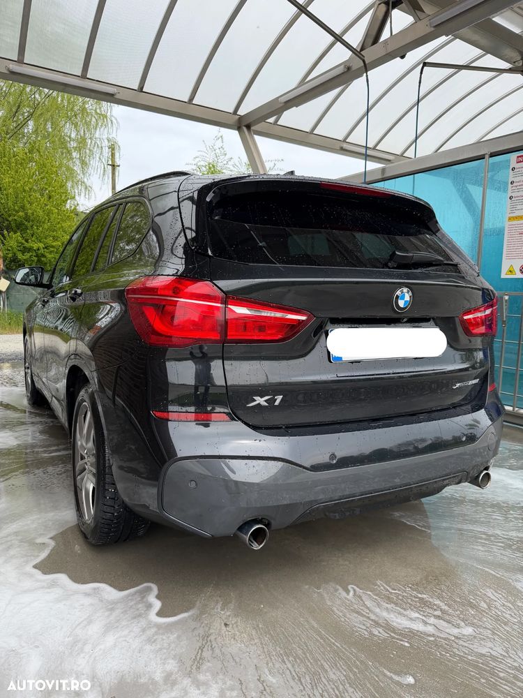 BMW X1 xDrive25i Aut. M Sport - 9