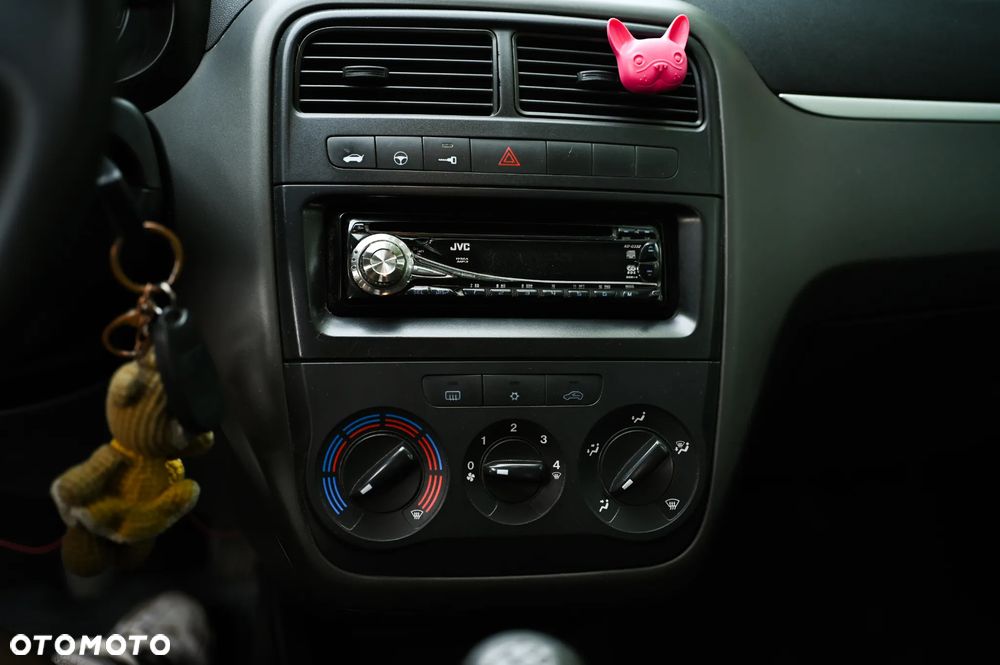 Fiat Grande Punto 1.4 8V 360 - 13