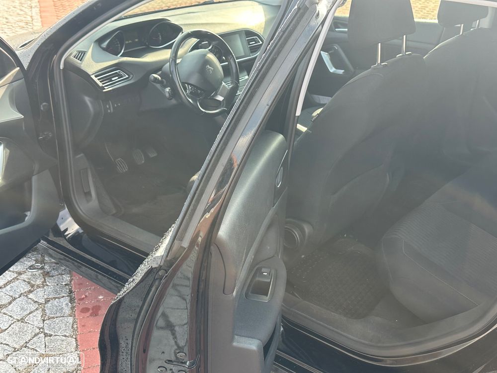 Peugeot 308 SW 1.6 BlueHDi Allure - 10