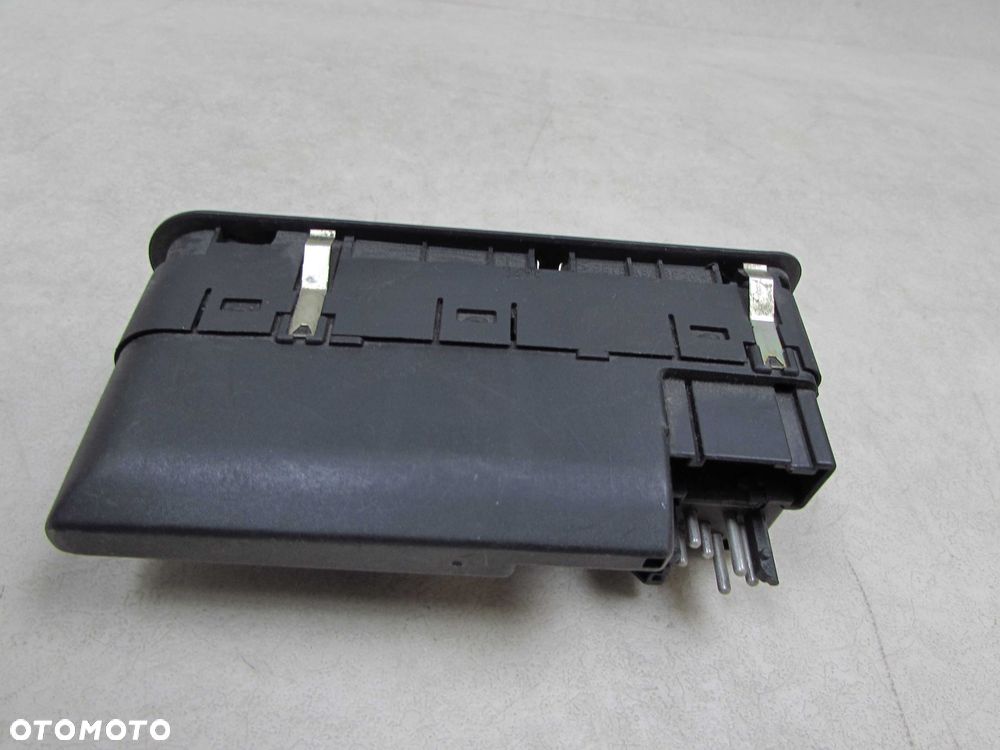 BMW E39 95-03 PANEL PRZELACZNIK SZYB 8380644 61.31-8380644 - 3