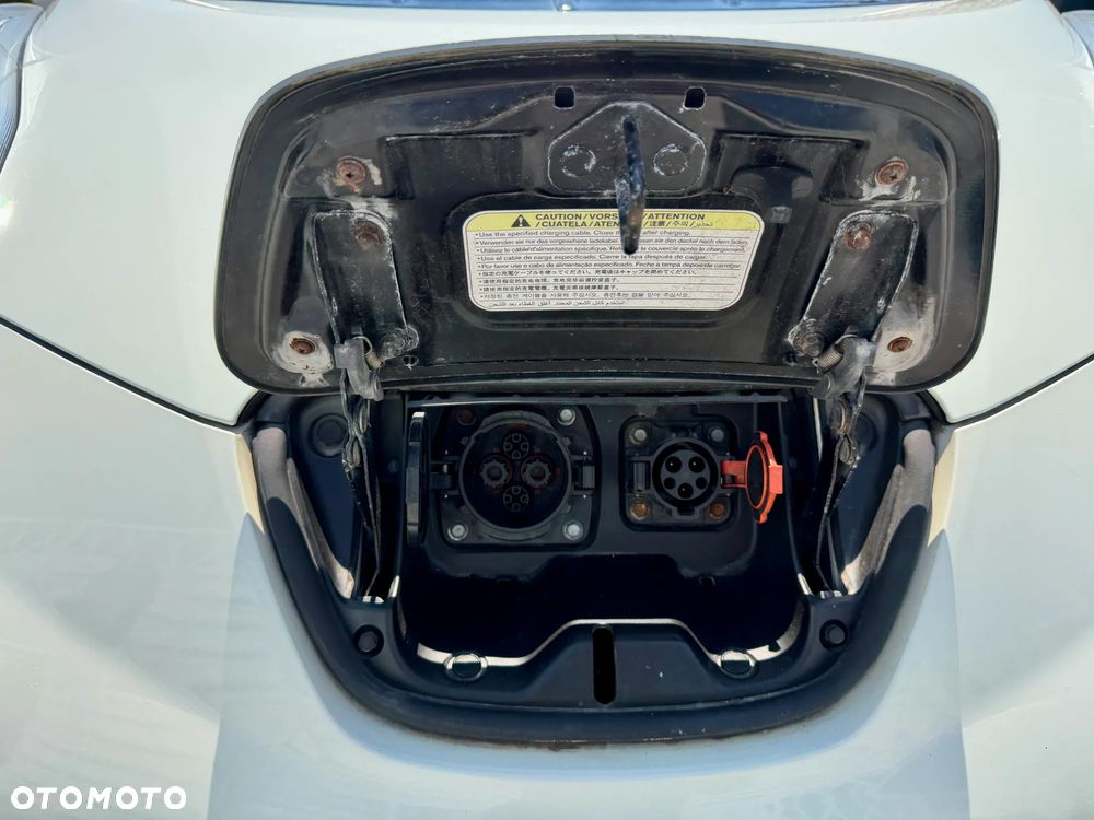 Nissan Leaf 24 kWh (ohne Batterie) Tekna - 38