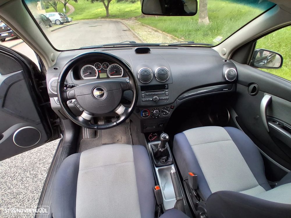 Chevrolet Aveo 1.2 LT - 11