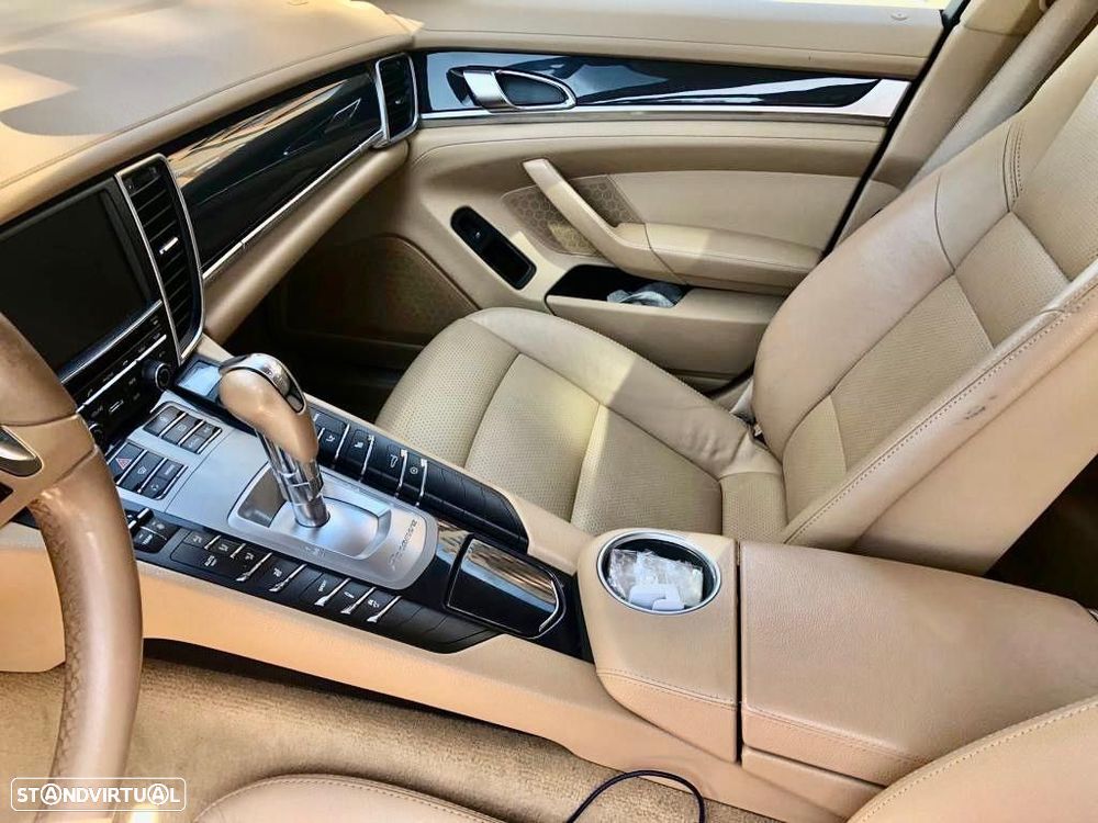 Porsche Panamera Platinum Edition - 19