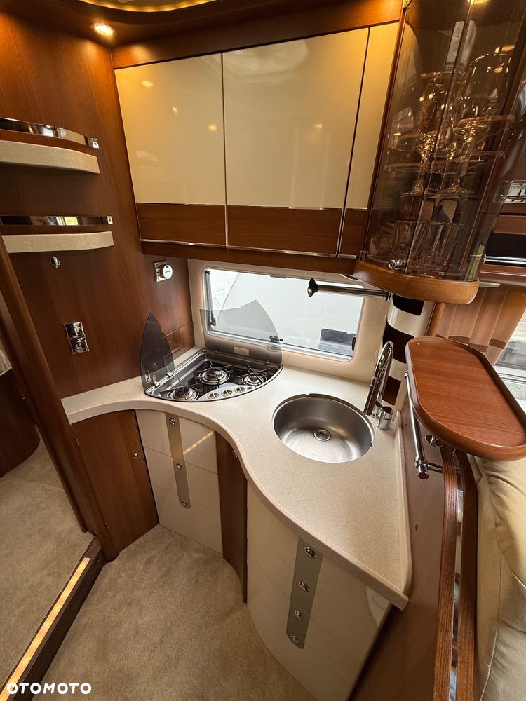 Carthago CHIC E-LINE 51QB - 17