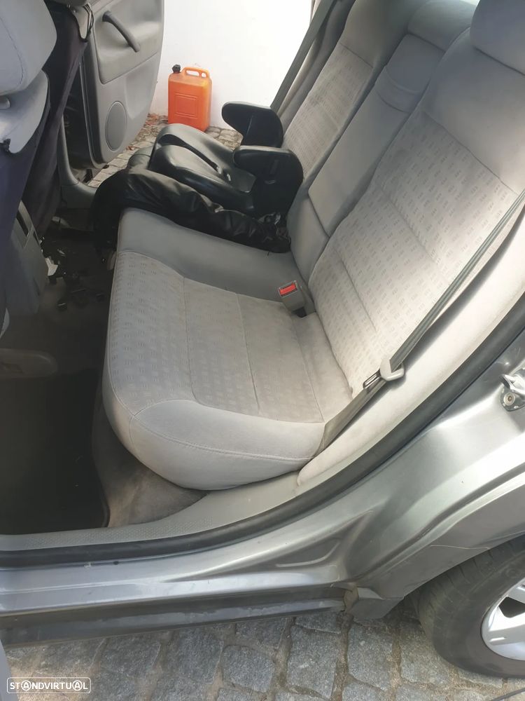 VW Passat 1.9 TDi - 9