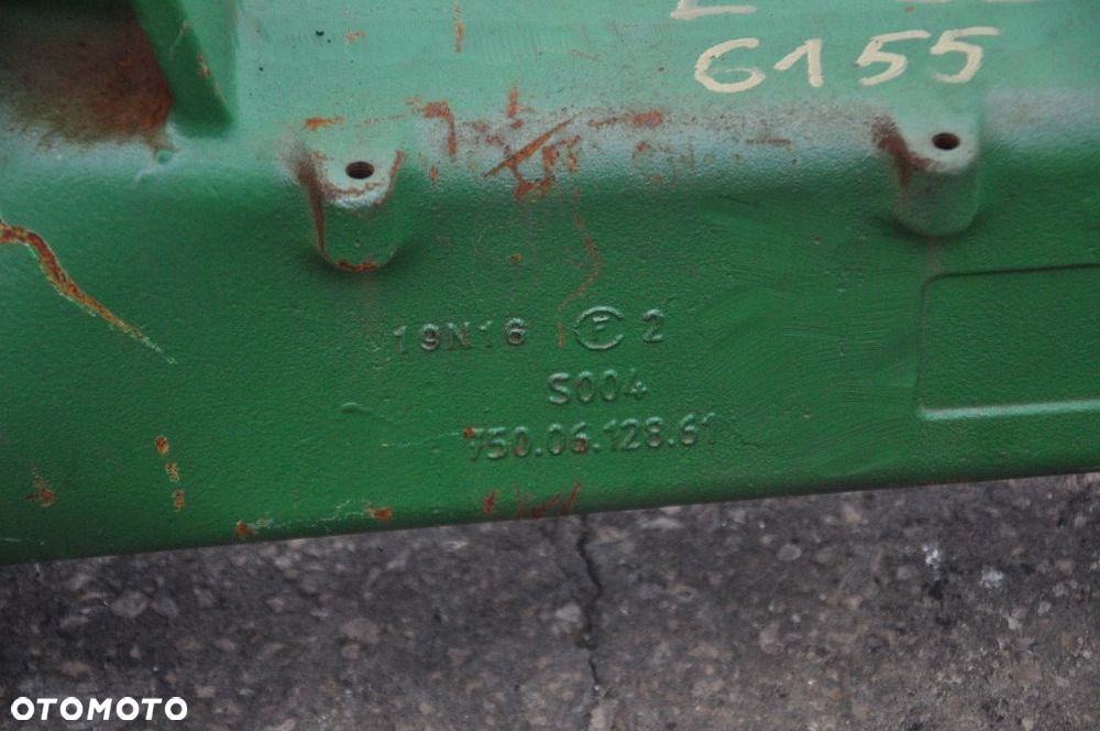 OBUDOWA MOSTU JOHN DEERE 6155R 7500612861 / 7500105961 - 7