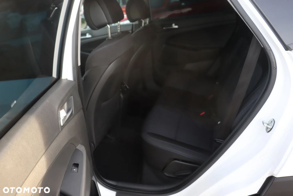 Hyundai Tucson 2.0 CRDI Comfort 4WD - 31