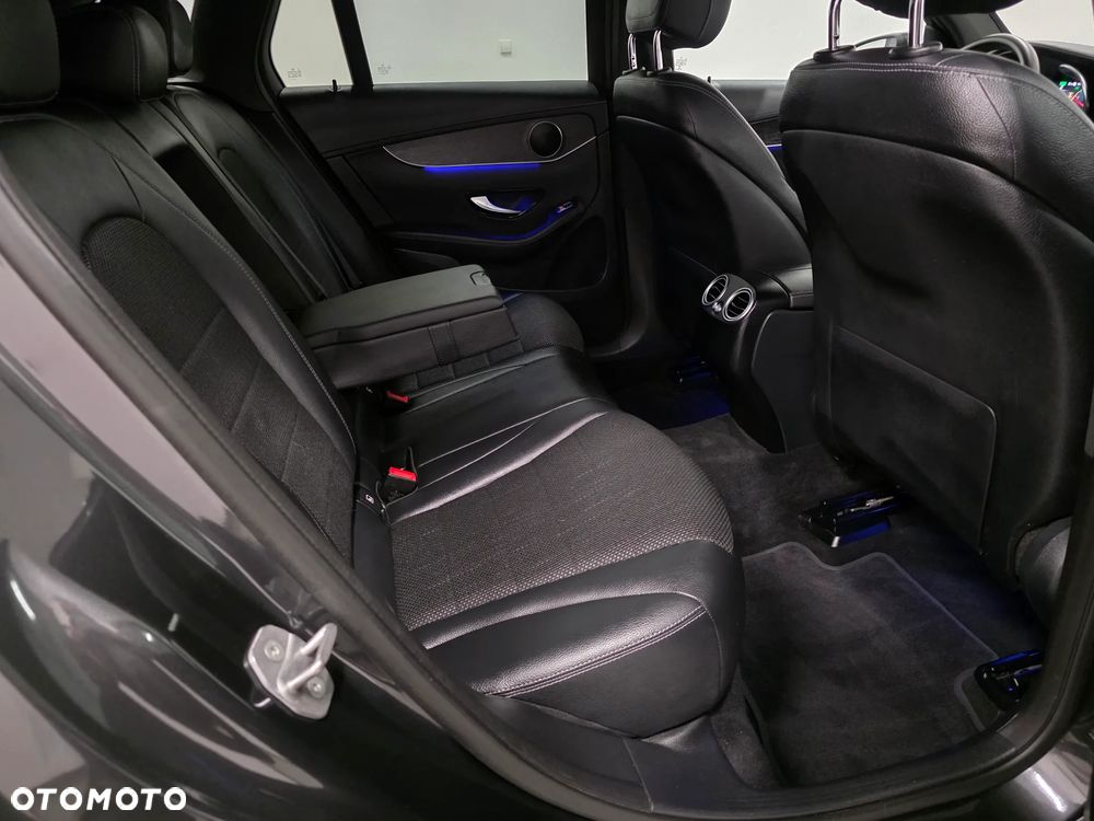 Mercedes-Benz GLC 300 de 4Matic 9G-TRONIC AMG Line Plus - 20
