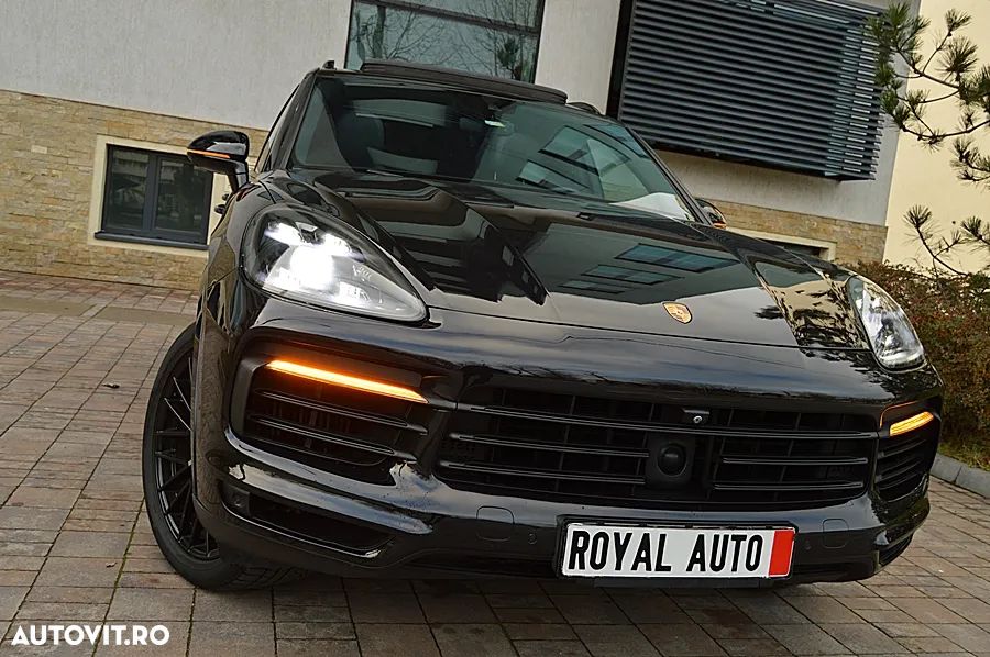 Porsche Cayenne Tiptronic S Platinum Edition - 13