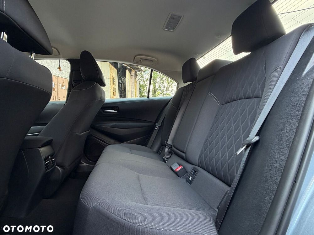 Toyota Corolla - 22
