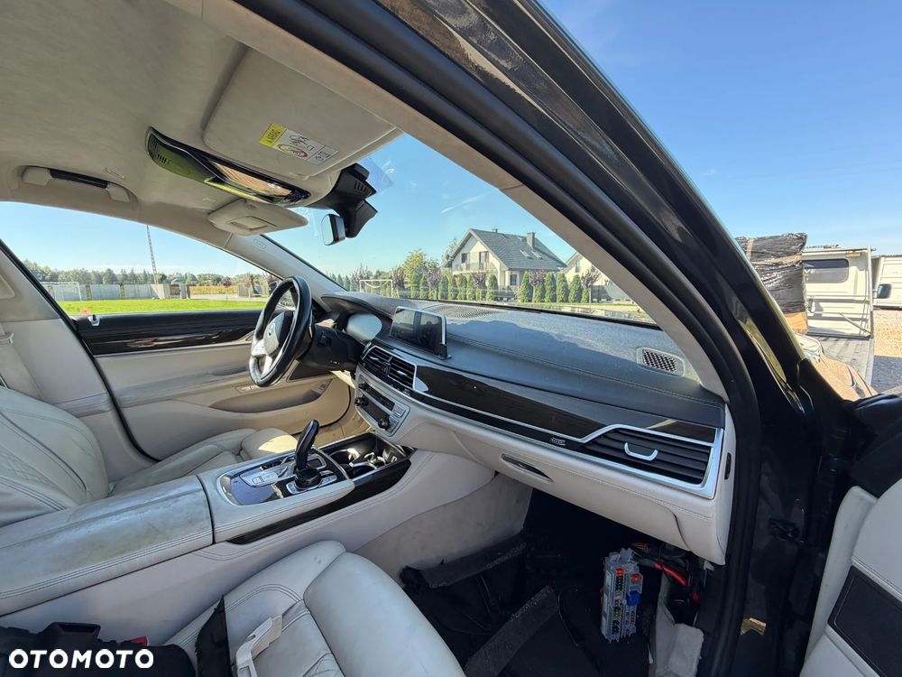 BMW Seria 7 - 5