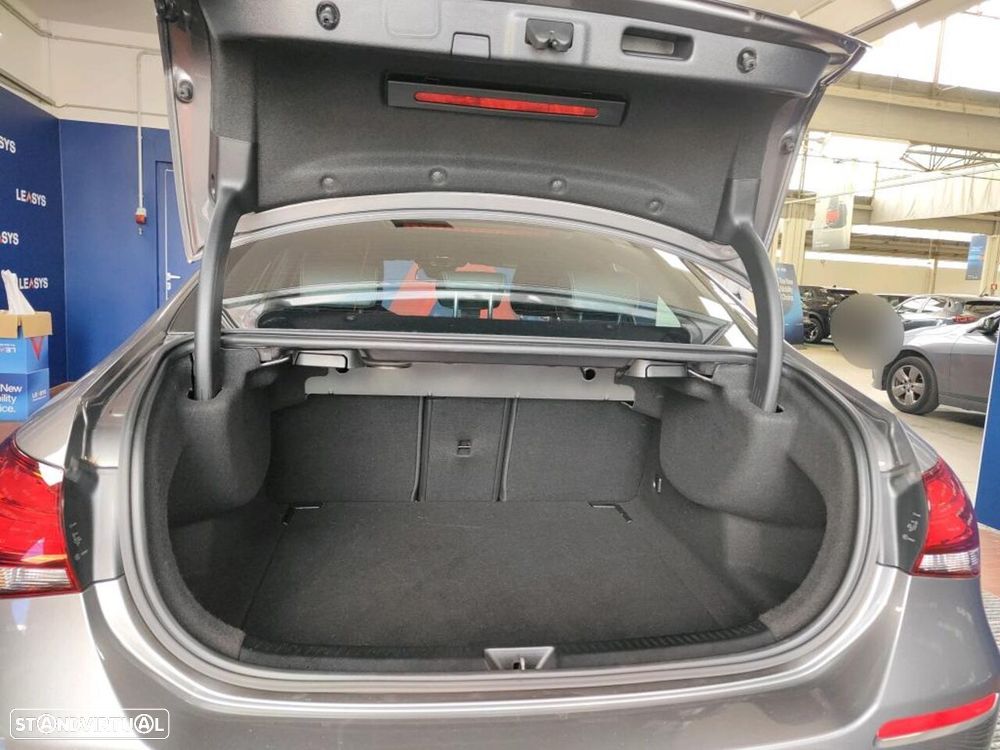 Mercedes-Benz A 180 Limousine d Style - 6