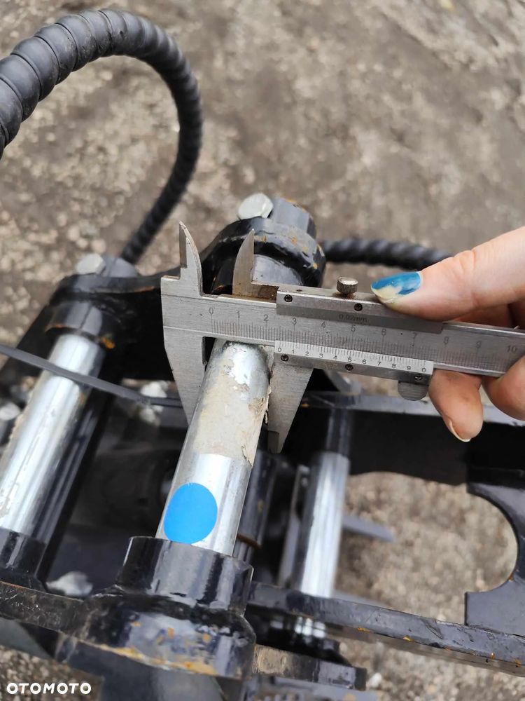 Łyżka z kciukiem dociskowym hydrauliczna łyżka kciukowa 25cm fi25 - 13