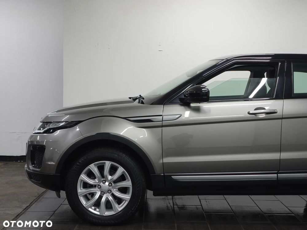 Land Rover Range Rover Evoque - 17