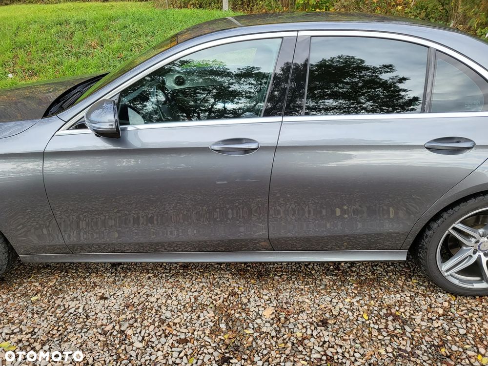 Mercedes-Benz Klasa E 220 d 9G-TRONIC - 3