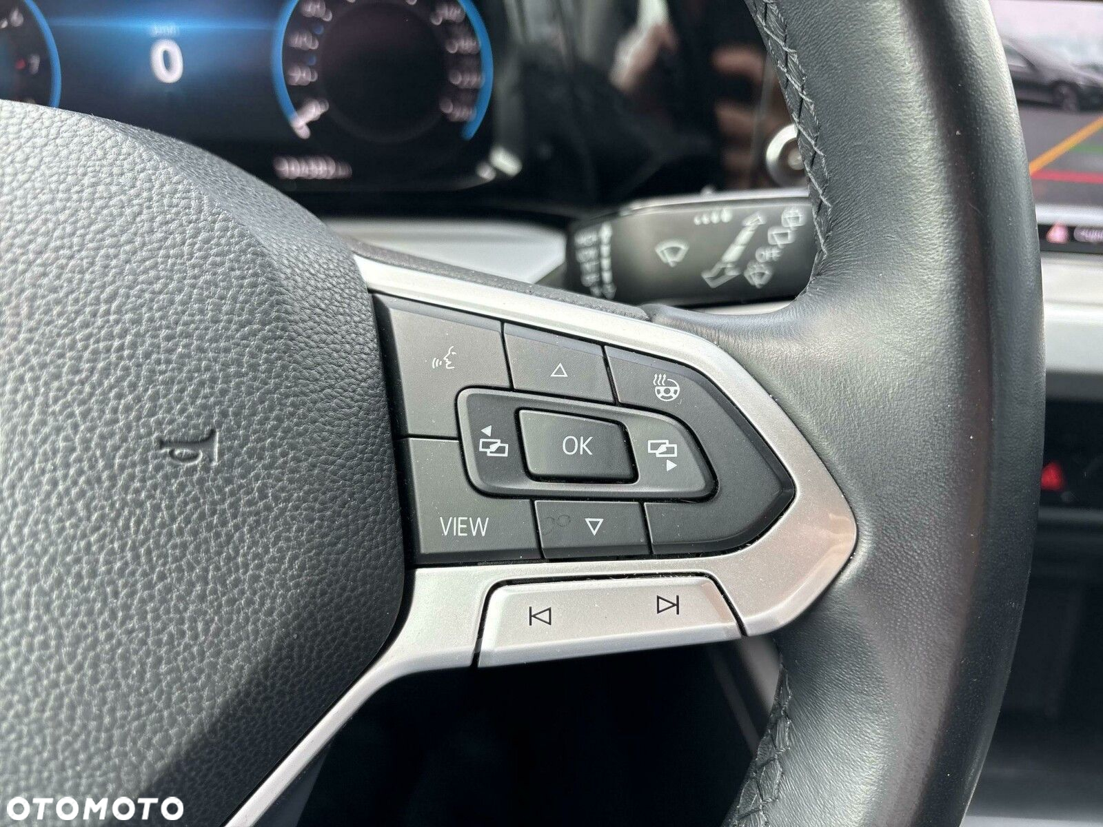 Volkswagen Golf VIII 1.5 TSI EVO Life - 19