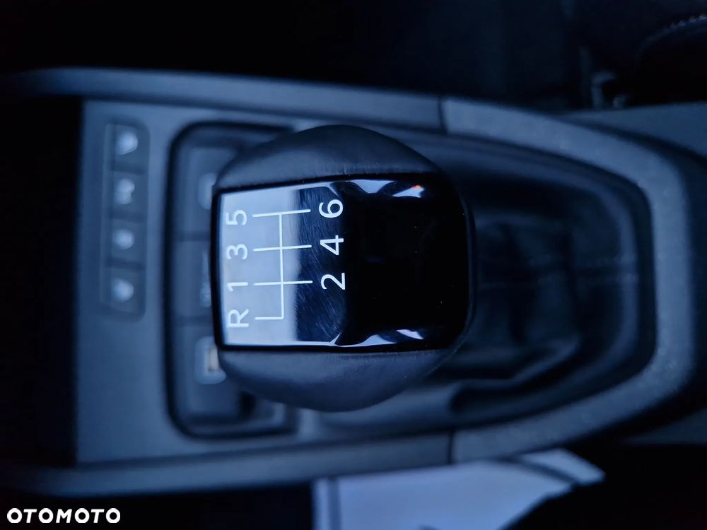 Kia Stonic - 19
