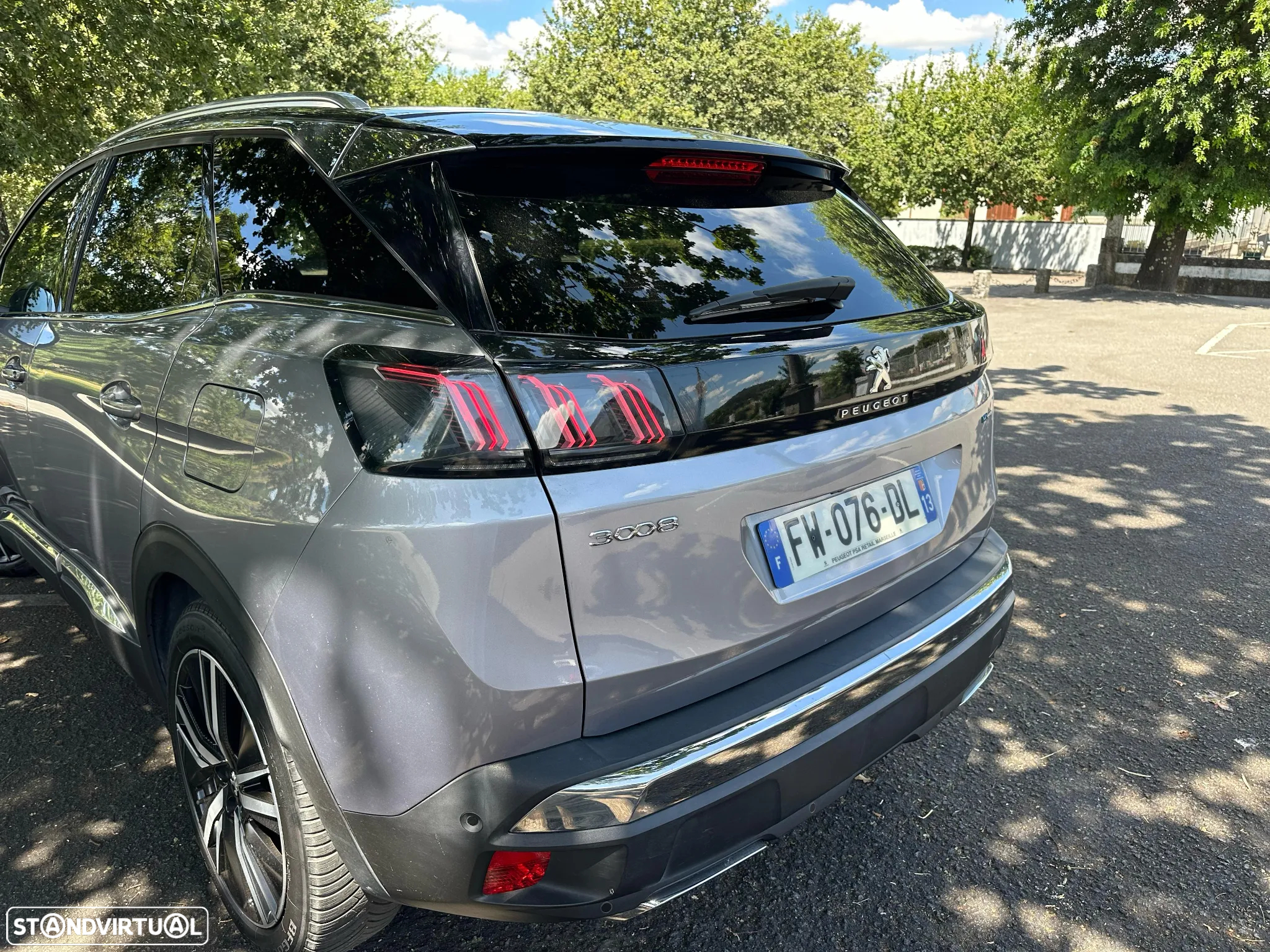 Peugeot 3008 1.6 Hybrid GT Pack e-EAT8 - 15