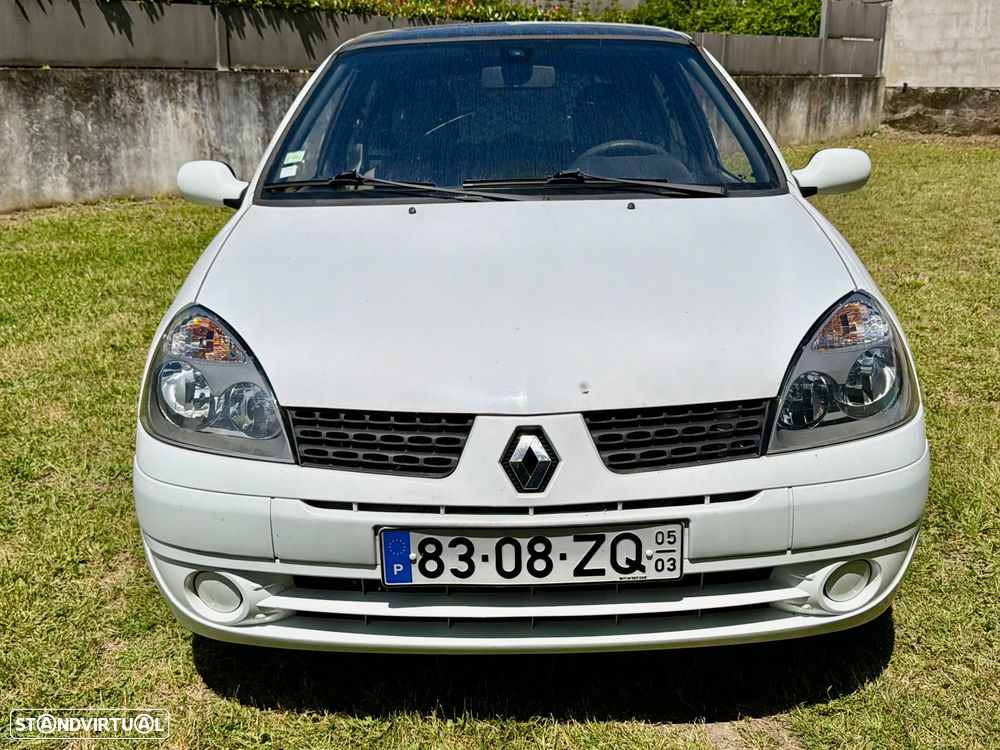 Renault Clio - 49
