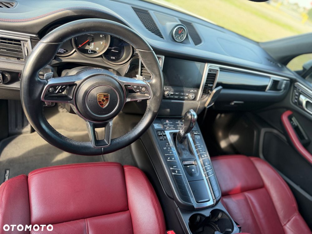 Porsche Macan - 12