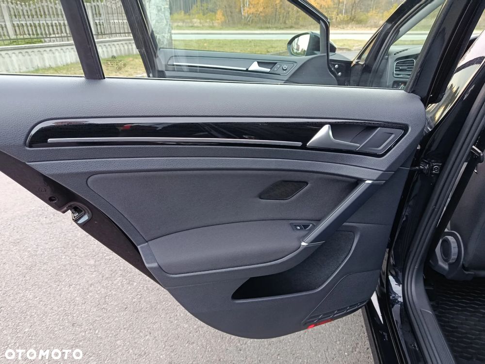 Volkswagen Golf 1.4 TSI ACT BlueMotion Technology Highline - 22