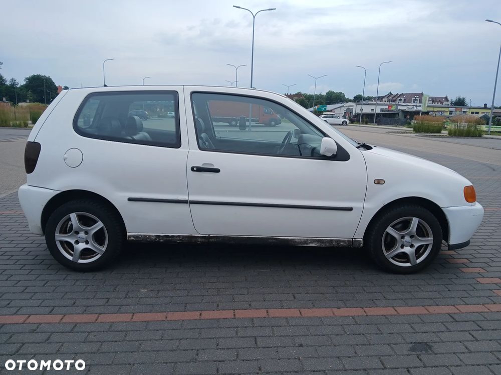 Volkswagen Polo - 14