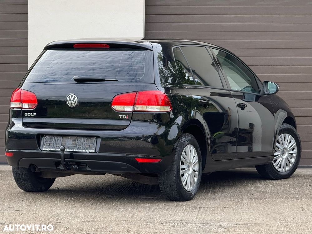 Volkswagen Golf 1.6 TDI DPF BlueMotion Technology Comfortline - 5