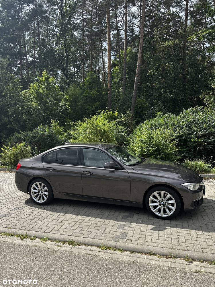 BMW Seria 3 328i Modern Line - 2
