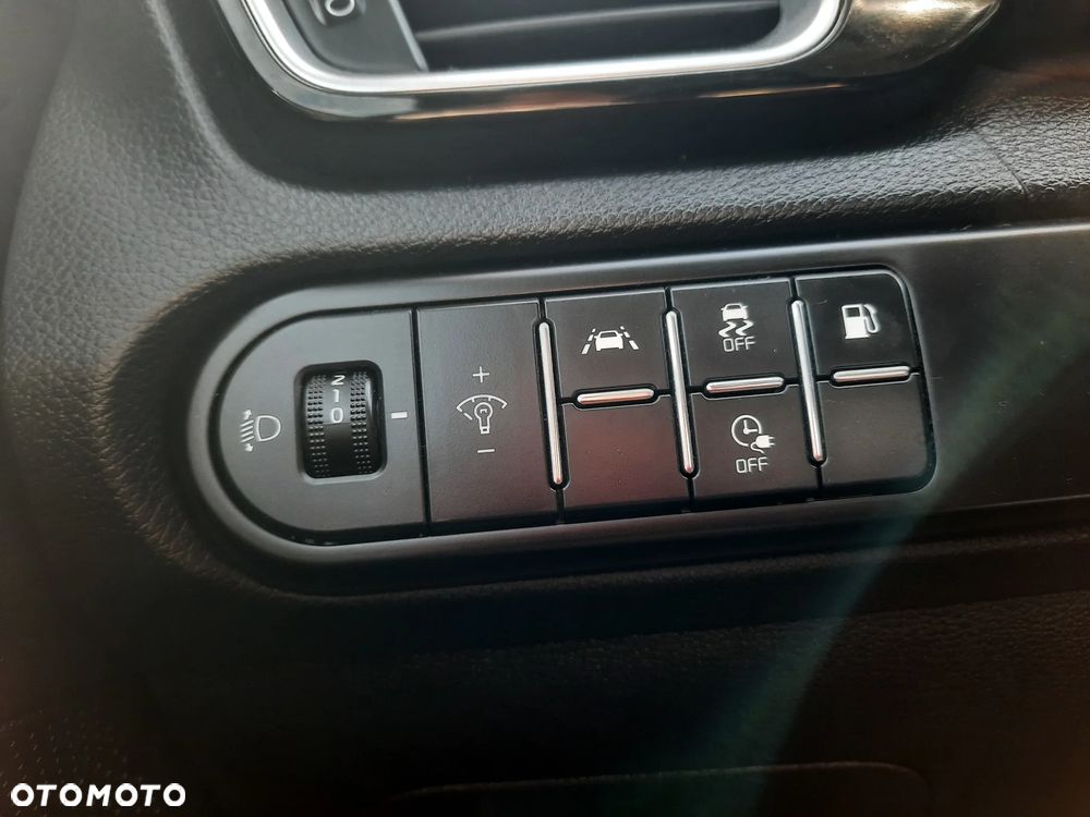 Kia Ceed 1.6 GDI PHEV L Business Line DCT - 28
